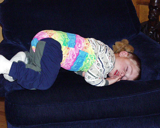 20020316 Peter in swimsuit sleeping
