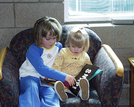 20030319 Anna Mck reading