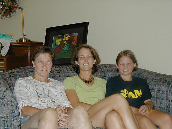 20010728 Belita, Liesl, Jevita