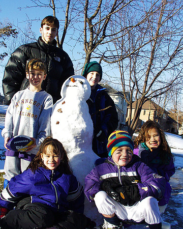 19991225 Snowman and kids 2