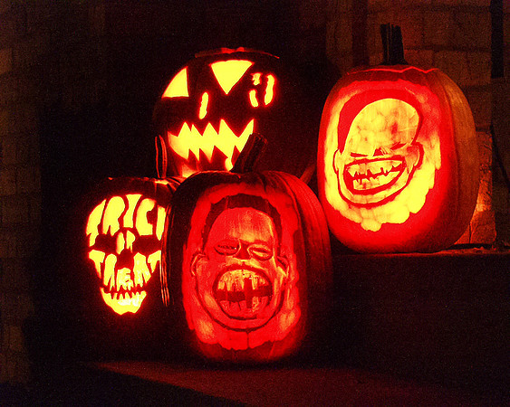 20001031 Pumpkins dark