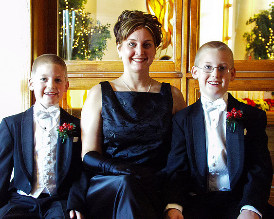 20001202 J and Boys OK