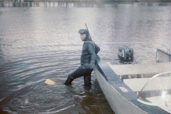 19630900 Don in scuba gear (2)