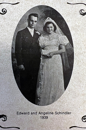 19390829 Edward and Angeline Schindler Wedding Photo