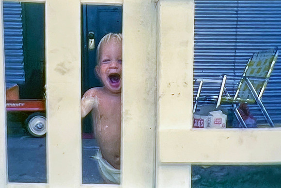 19660629 Erik 10 mos. Fresh paint, - Iowa City
