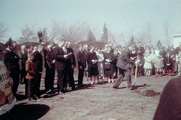 19630331 Church groundbreaking first scoop 1