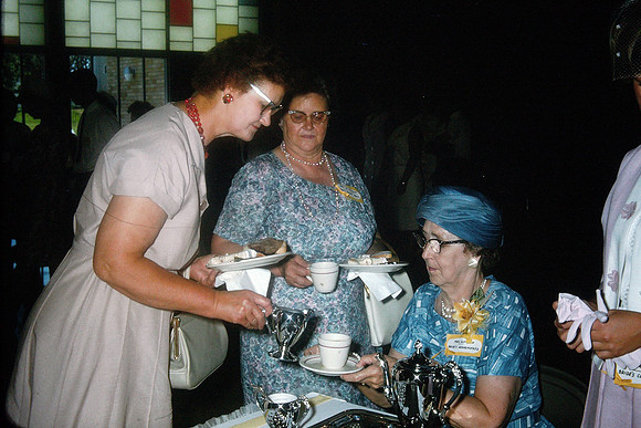 19640718 Martha, Elvina, Cheryl