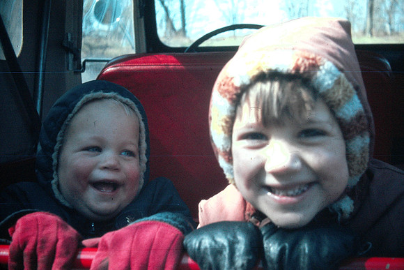 19670500 Erik 21 mos and Kecia