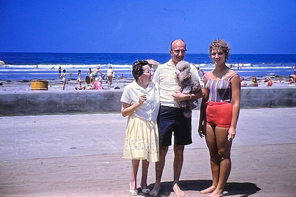 19640800 Ardell, Elward and Belita at La Jolla Beach